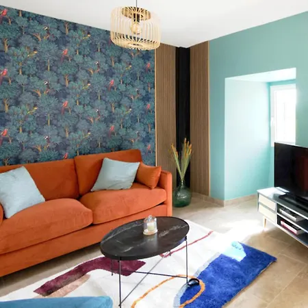 Holiday home Les De La Vallee Du Ceou Gourdon-en-quercy